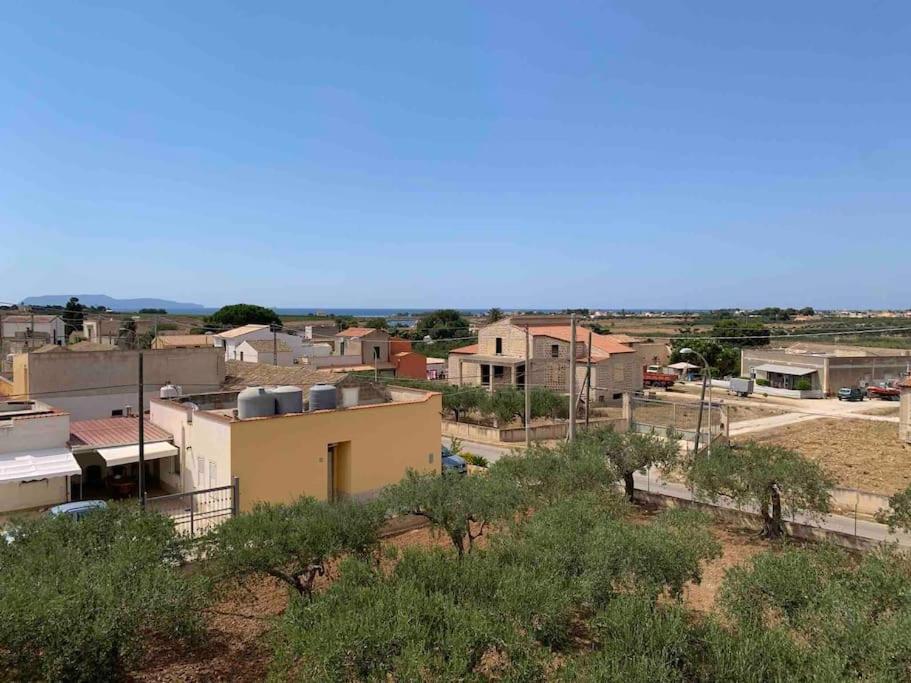 Casa Vacanza Torre Di Mezzo - Tramonto Marausa Luaran gambar