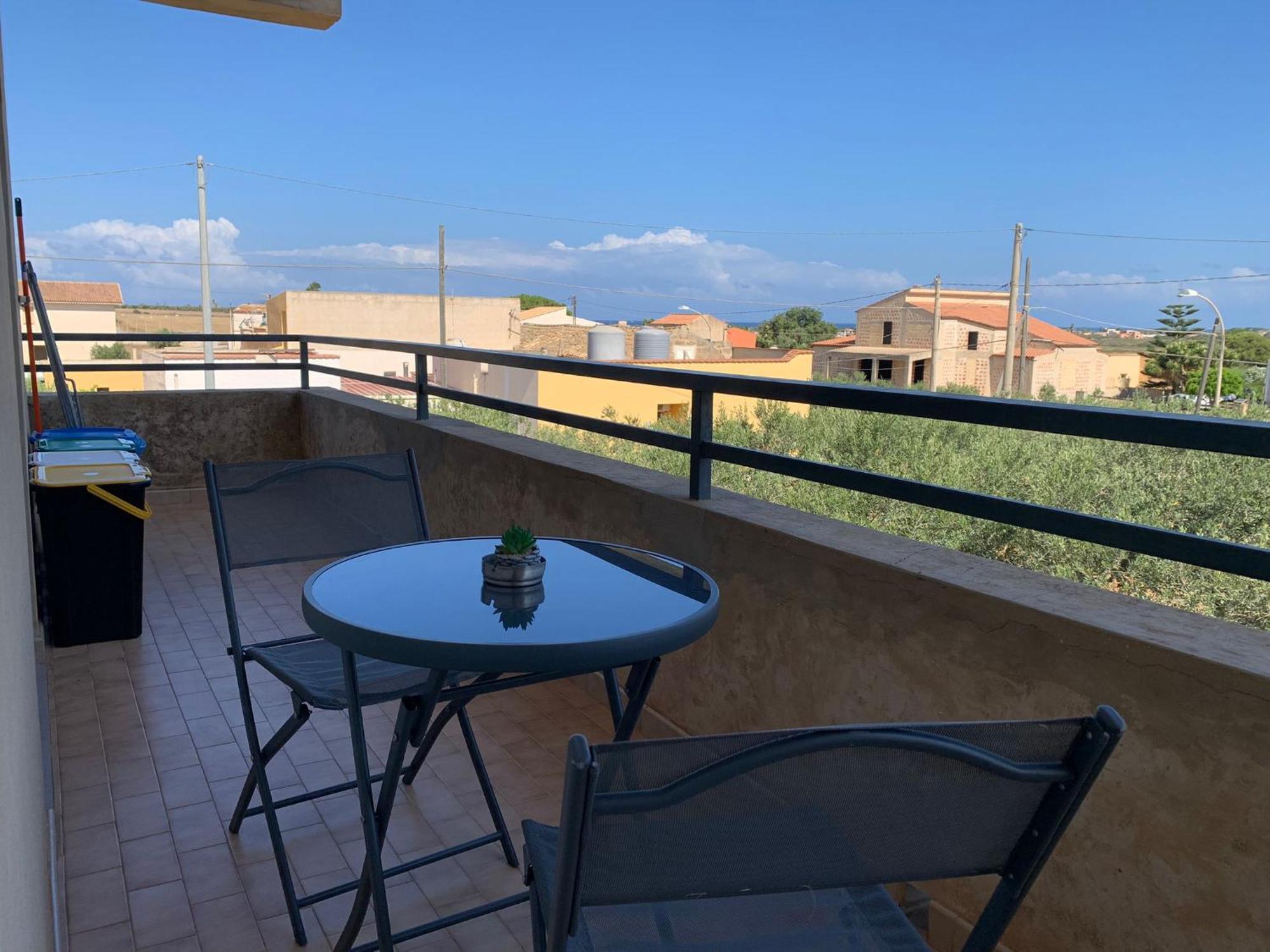 Casa Vacanza Torre Di Mezzo - Tramonto Marausa Luaran gambar
